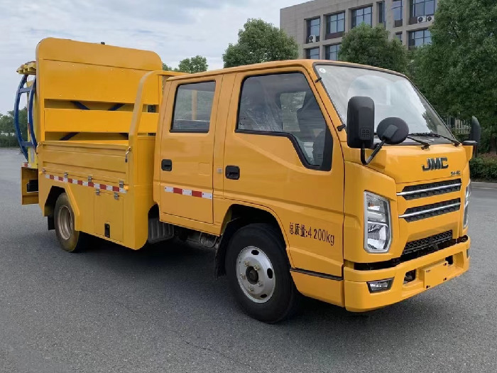 江鈴防撞緩沖車
